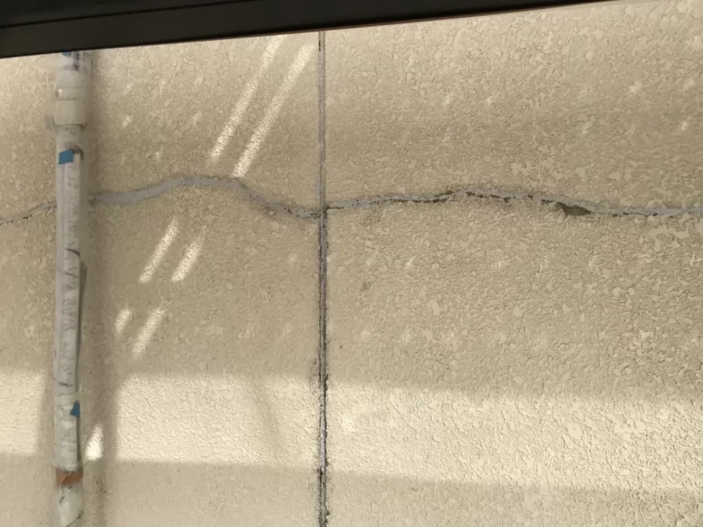 各務原市塗装,モルタルウレタン防水,ベランダ手すり塗装,外壁塗装,屋根塗装,isokawaart